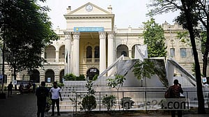First-year Jagannath University student found hanging in Dhaka mess