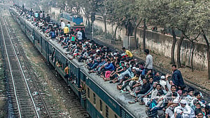 Trains overflowing as people head home to vote