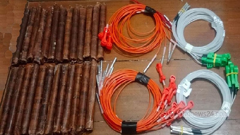 RAB recovers power gel, detonators from deserted primary school building in Sylhet
