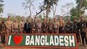 US Army medical commander Cox visits Bangladesh to expand cooperation
