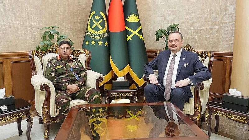 US Ambassador Christensen meets with Bangladesh Army chief Gen Waker