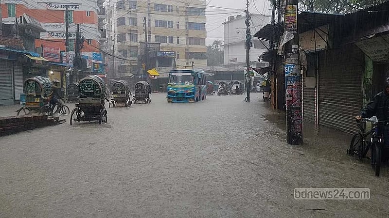 Waterlogging in Chattogram after port city sees 330mm of rain