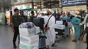 Hajj return flights to end Wednesday as 73,000 Bangladeshis arrive home