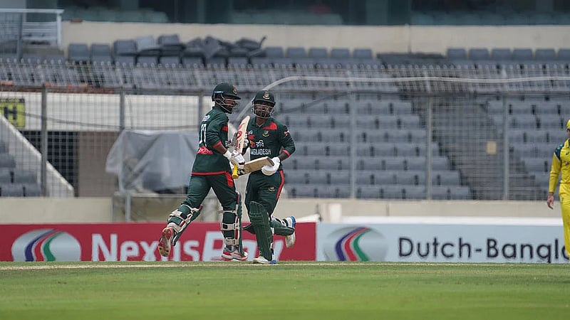 Hridoy, Litton lead Bangladesh to respectable 274 against Australia