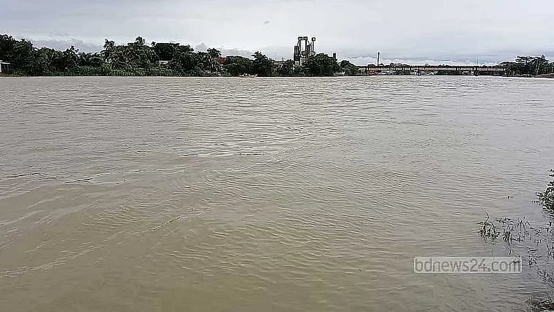 Short-term flood warning issued for four northern Bangladesh districts