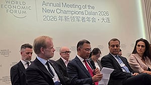 Tarique courts global investors in busy Dalian schedule focused on foreign investment
