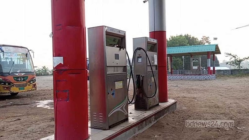 Truck driver ‘rams, kills’ pump manager in Narail after not getting fuel