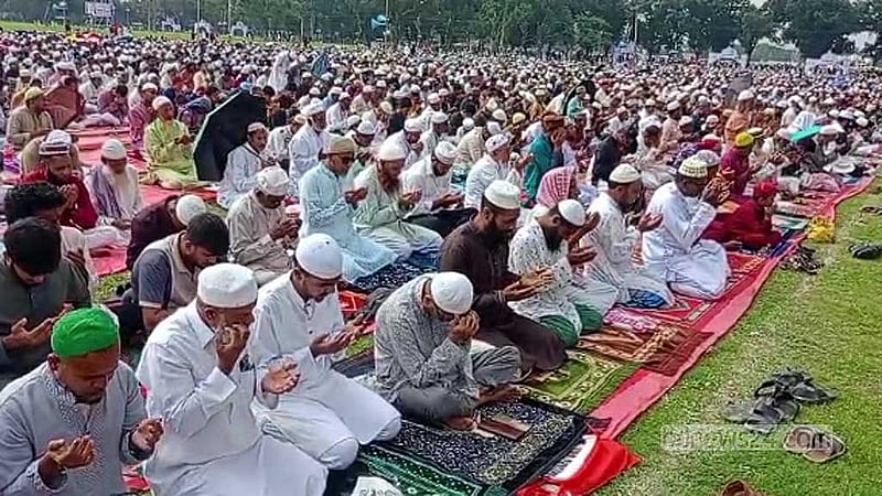 Massive Eid congregation at Dinajpur Gor-e-Shaheed Maidan seeks Bangladesh's peace, prosperity