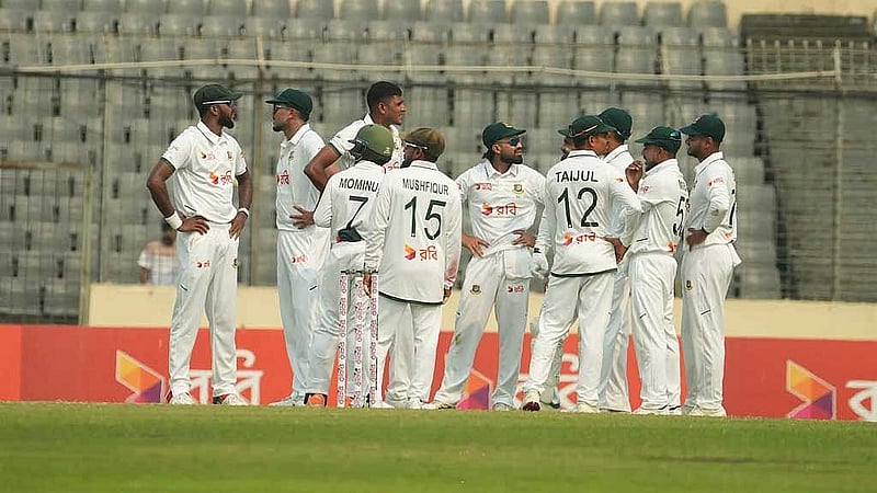Mushfique, Taskin lift Bangladesh to 413 as Abbas turns the tide for Pakistan