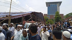 25 people arrested in Ctg over procession, slogans at Mosharraf Hossain’s funeral