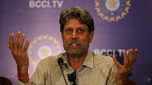 Kapil Dev urges fans not to make India-Pakistan clash a ‘big issue’