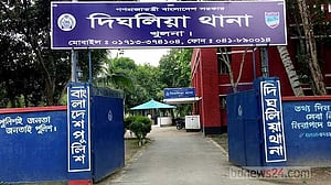 Suspected mugger killed by accomplice’s stray bullet in Khulna’s Digholia