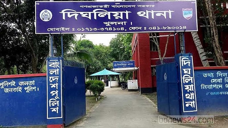 Suspected mugger killed by accomplice’s stray bullet in Khulna’s Digholia