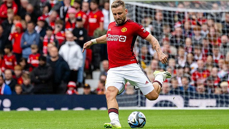 Shaw backs Amorim's bid to improve 'toxic' Man Utd dressing room