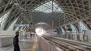 Cracks spotted at six Dhaka Metro stations after quake, authorities downplay concerns