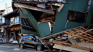 Japan estimates fears megaquake could cause $1.8tn in damage, kill 300,000 people