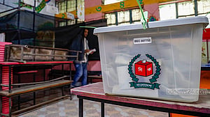 Hotline, media centre launched for foreign journalists covering polls