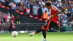 Aston Villa swoop to sign midfielders Sancho and Elliott on loan