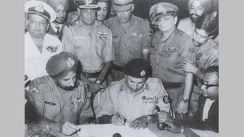 Remembering the Role of Indian Students in 1971