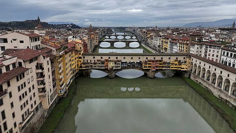 Florence's landmark passageway over Ponte Vecchio reopens to public