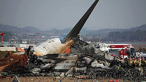 South Korea's Air Force apologises after audit blames 2021 jet collision on mid-air selfies