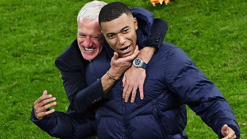 Deschamps praises Dembele, Mbappe happy to be back for France
