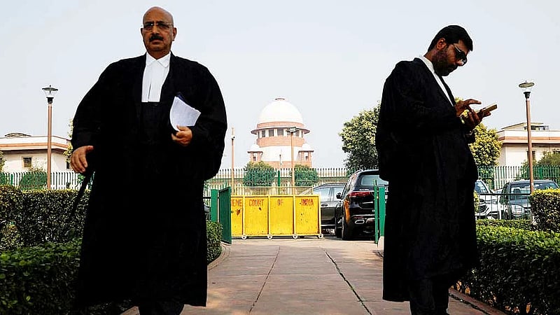 'Too much heat' hits Delhi courts, judges asked to let lawyers ditch robes