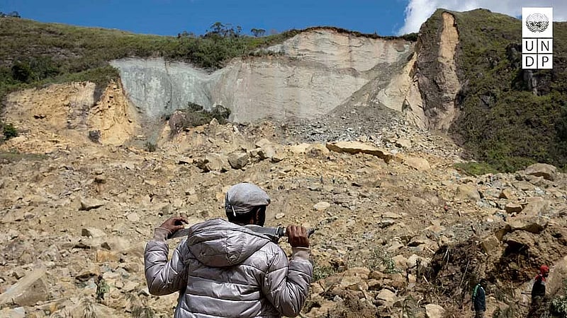 Rescue teams don't expect to find survivors in Papua New Guinea landslide