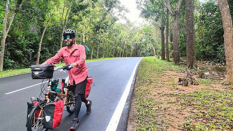 Pedalling through parallels: Reflecting on cross-country trips in the US and Malaysia