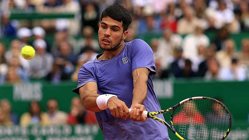 Alcaraz ousts Davidovich Fokina to move into Monte Carlo final