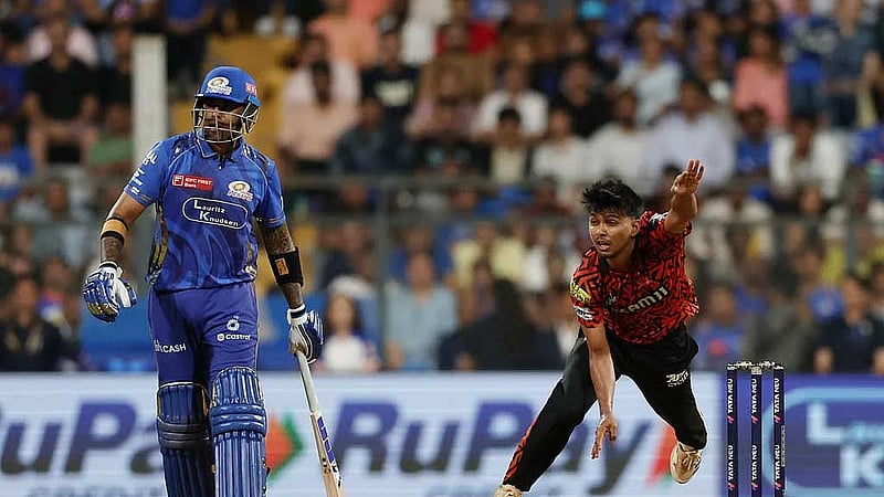 Bowler denied IPL wicket over rare no ball due to wicketkeeper's blunder