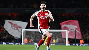 Rice's stunning free kick double fires Arsenal to 3-0 win over Real Madrid