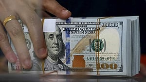 Dollar fragile as traders take stock of tariff fallout ahead of US jobs report