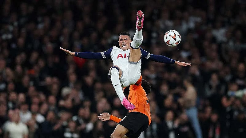 Eintracht draw 1-1 at Tottenham in Europa League quarter-final first leg