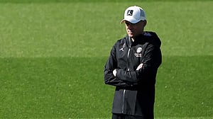 Favourites do not exist, says PSG's Luis Enrique
