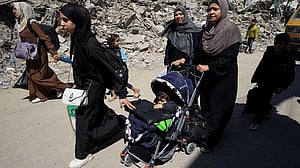 Gaza 'hell on earth' as hospital supplies running out, warns head of Red Cross