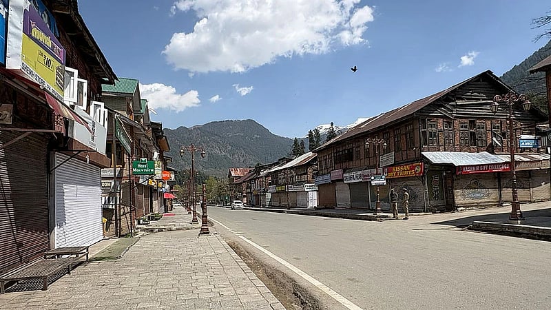 Kashmir killings shatter Modi's tourism success in troubled region