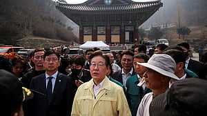 South Korea's leading presidential candidate vows to address 'Korea Discount'