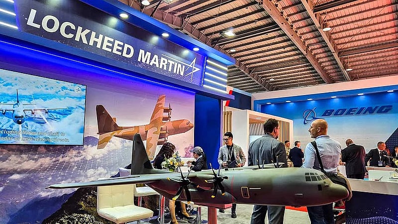 Trump signs executive order to ease US weapons exports