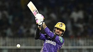 Narine continues to deliver the goods for Kolkata