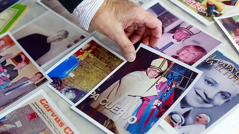 Pope Francis honoured by hometown football team in Argentina