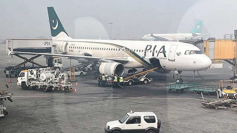 Pakistan to seek fresh bids for national airline, says advisor