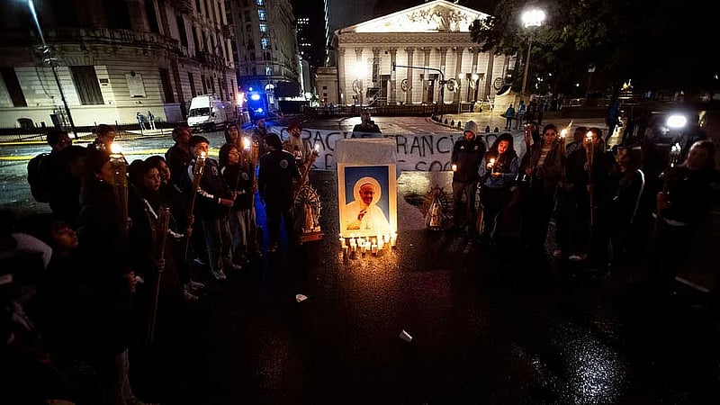 Argentina bids farewell to Pope Francis with 'symbolic embrace' at open-air mass in Buenos Aires