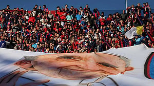 Argentina football team pays tribute to their holiest fan, Pope Francis