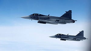 EU finance ministers to discuss joint fund to buy and own defence gear