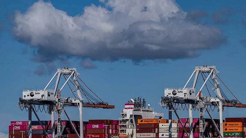 Trump aides eye 20pc tariffs as edgy world awaits 'Liberation Day'