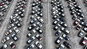 Trump eases auto tariffs burden as Lutnick touts first foreign trade deal