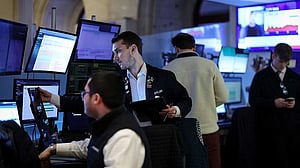 Battered world markets bounce back but mood is still fragile