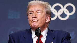 White House prepares order targeting banks as Trump claims discrimination