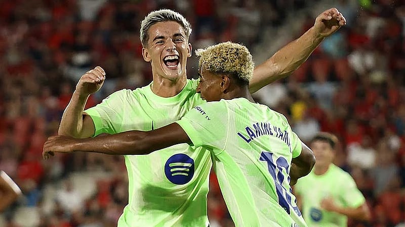 Barca's Gavi will be back after international break following knee injury, Flick says